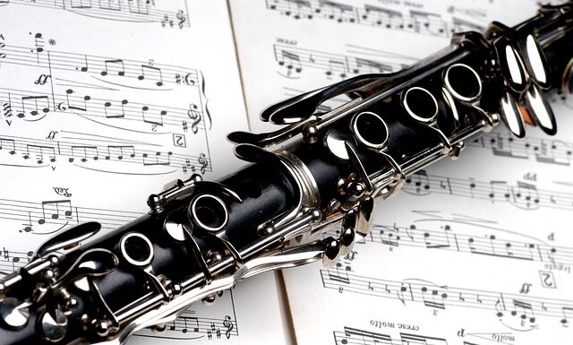 Czym się różni klarnet od oboju?