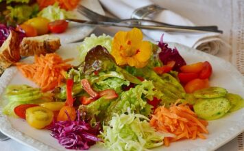 Kto ubiera pana młodego do ślubu?