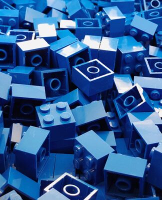 Dlaczego warto wybierać zabawki konstrukcyjne dla dziecka takie jak klocki LEGO